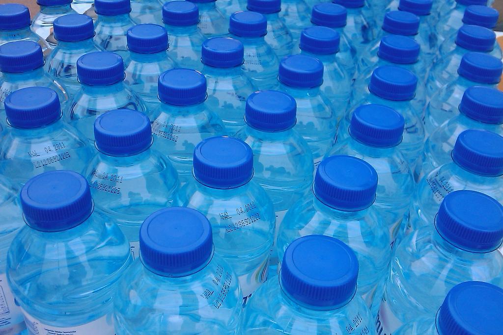 st-block-64-1431039452386-raw-stblock131431018458201rawplasticwaterbottles