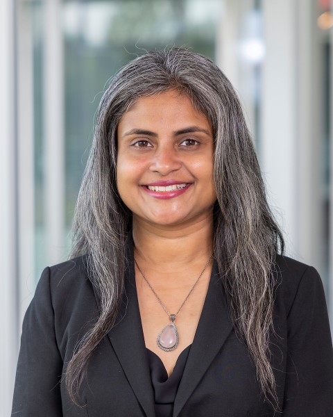 Mridula Mascarenhas head shot