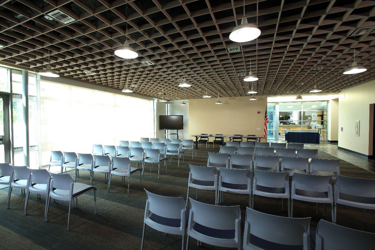 Vista room set up with rows of chairs