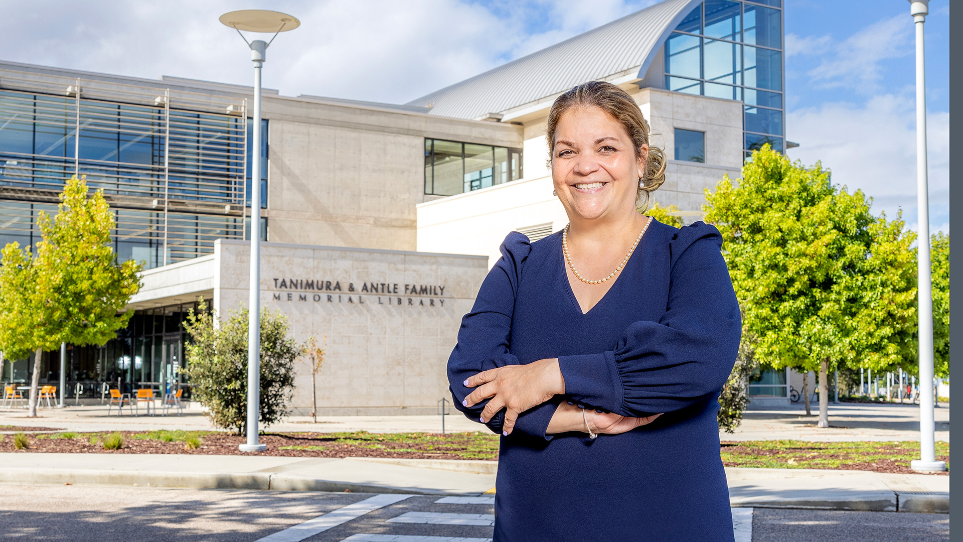 Vanya Quinones outside CSUMB library