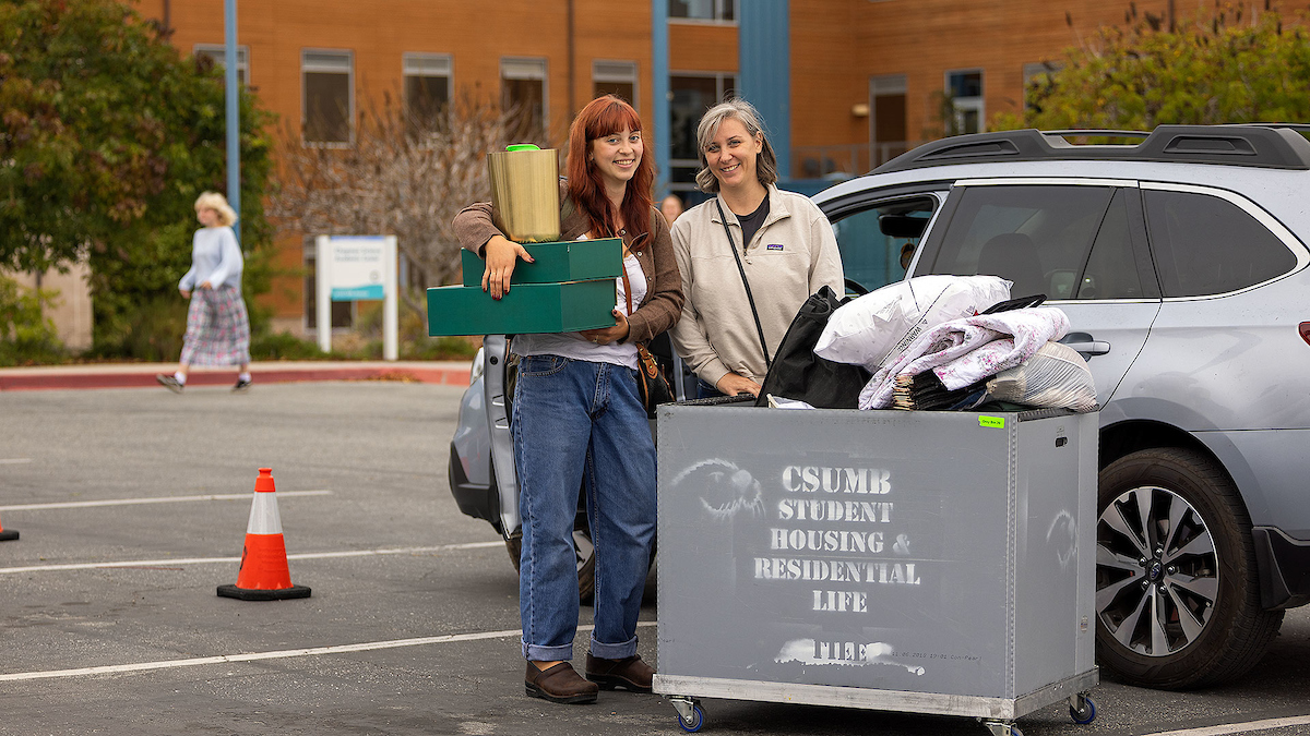 A student and their mom at Move-In Day 2023 - by Brent Dundore-Arias