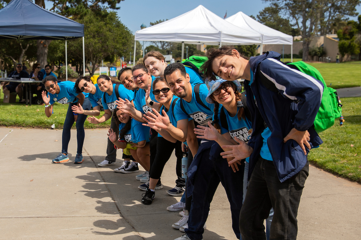 Members of the Otter Welcome Team, here at the west end of the main quad, were ready to assist students and their families with a helping hand and good cheer. | Photo by Brent Dundore-Arias